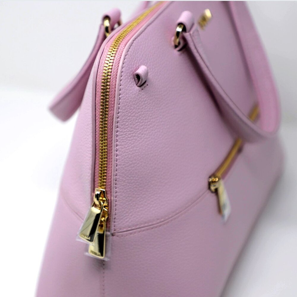 NWT Furla Dome bag, Autentic Italian Leather